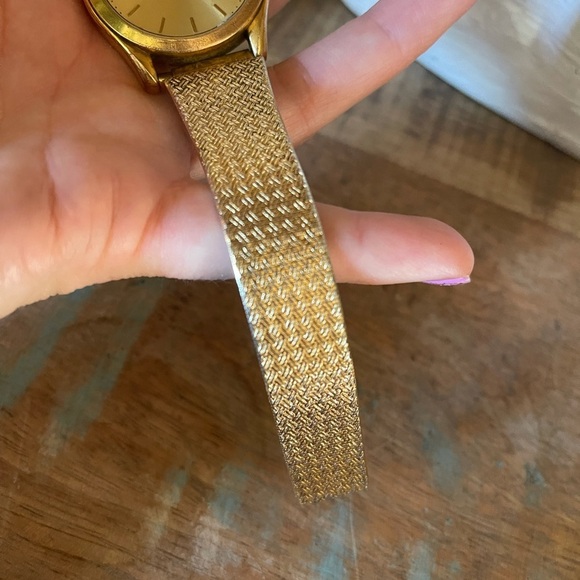RARE vintage gold Pulsar (seiko) watch unisex main image 6